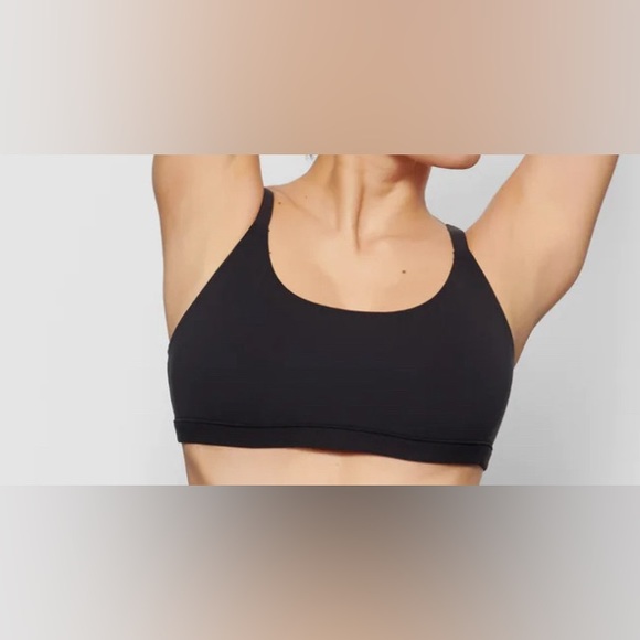 SKIMS Other - SOLD| SKIMS| NWT| NAKED SCOOP BRA| M-DD